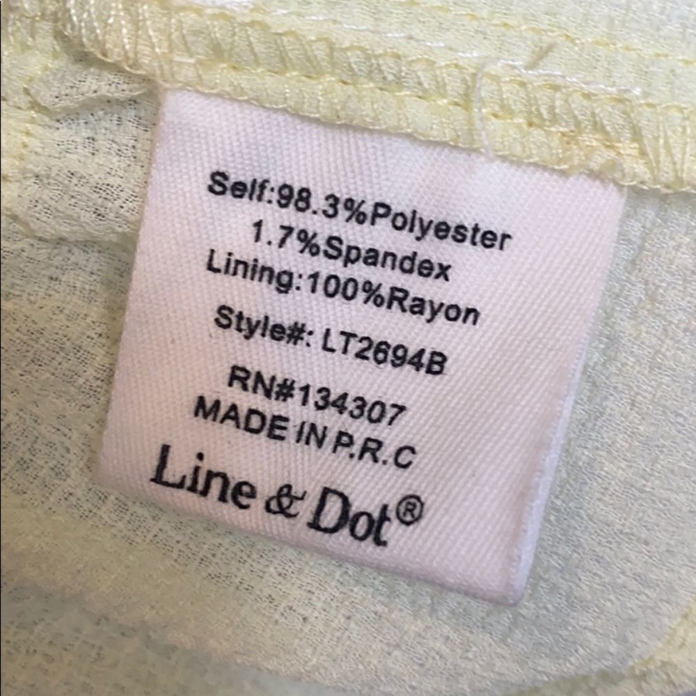 Line & Dot Smocked Cami Top - Picture 6 of 9